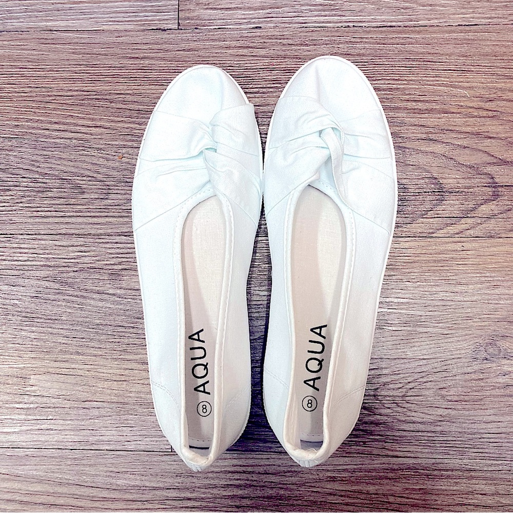 White flats. Excellent condition. Comfortable flexible. Sneaker flats ballet